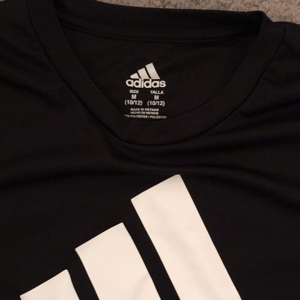 Adidas Dri Fit Boys size M - Picture 2 of 2